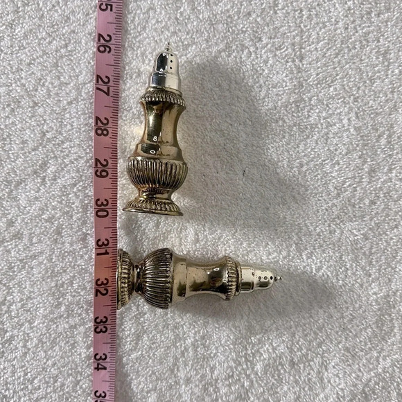 Vintage Silver Salt & Pepper Shakers - Picture 10 of 10